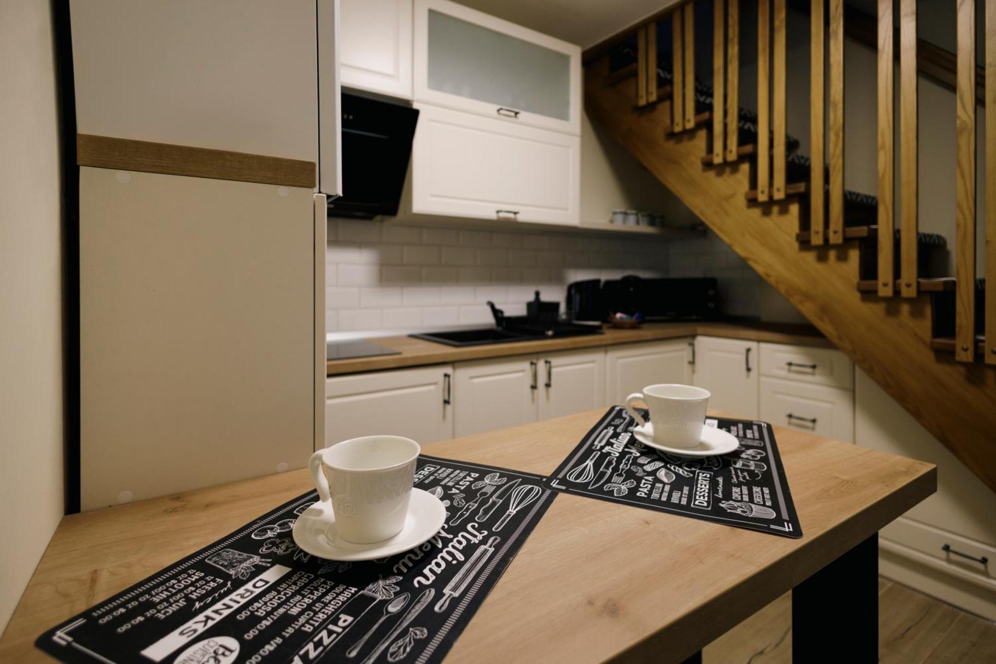The Cozy Nook - Ultra Central Braşov Exteriör bild